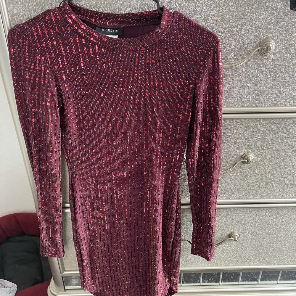 Burgundy body con dress